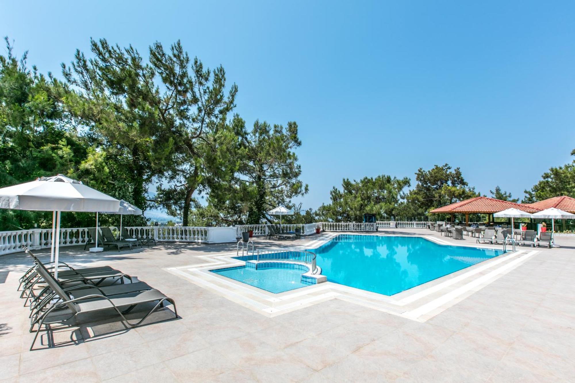 Pine Club Apart Hotel Kusadası Exteriör bild